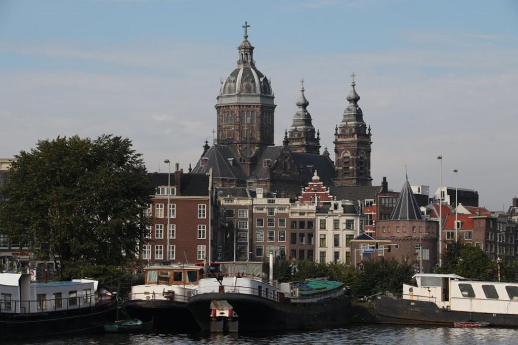 A304 Romantic Seaship In Top Center Amsterdam Exteriér fotografie